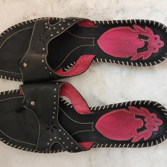 Indigo by Clarks Sandal with slight heel - Size 9 - Picture 10 of 12